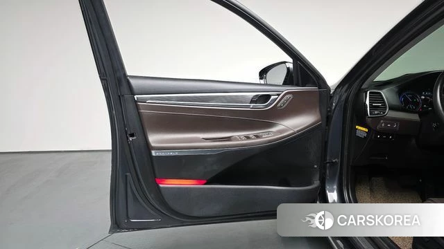 Hyundai Grandeur IG Hybrid id 4294962 из Кореи 16