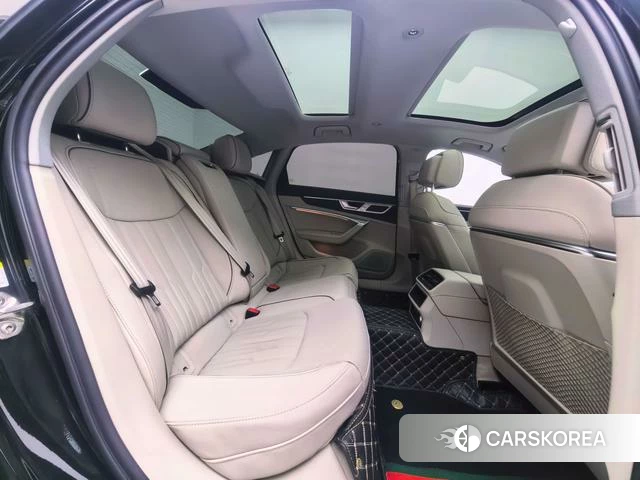Audi A6L id 4261672 из Китая 16