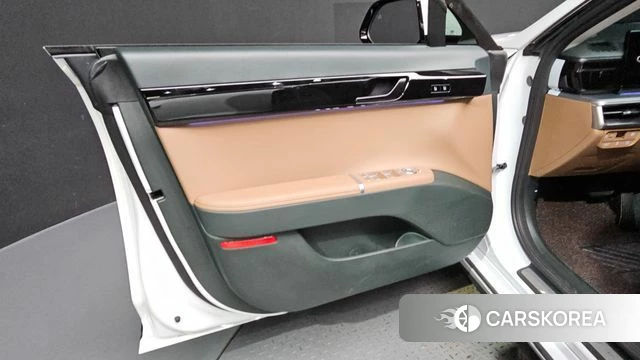 Hyundai Grandeur Hybrid (GN7) id 4602469 из Кореи 16