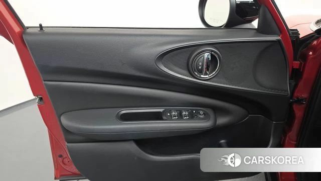 Mini Cooper Clubman id 4683849 из Кореи 16