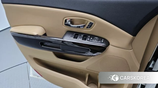 Kia The New Carnival id 4543607 из Кореи 16