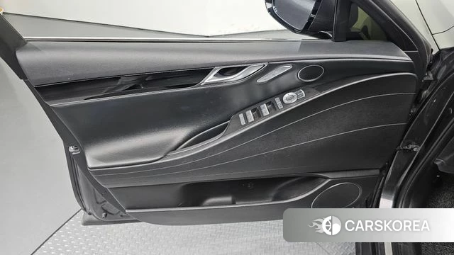 Genesis G80 (RG3) id 4609334 из Кореи 16