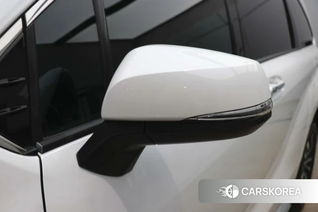 Toyota Grevia id 4387582 из Китая 16