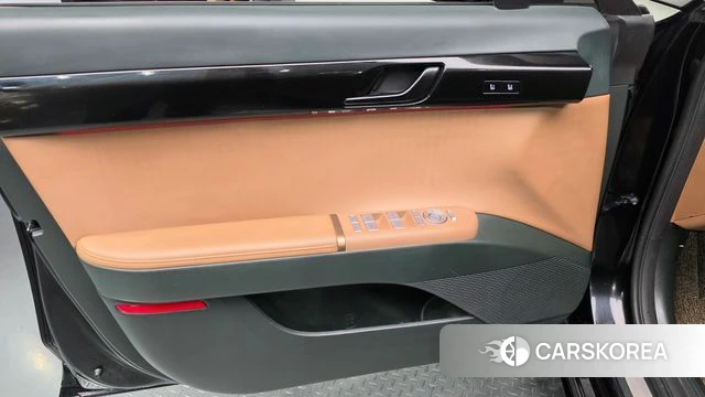 Hyundai Grandeur Hybrid (GN7) id 4880090 из Кореи 16