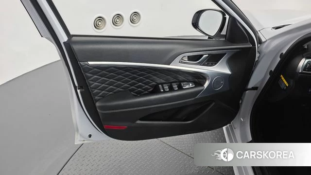 Genesis G70 id 4390282 из Кореи 16