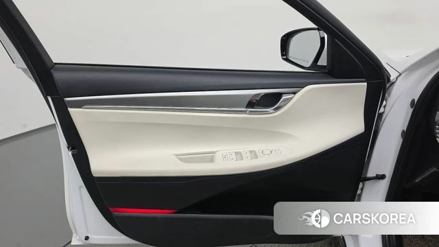 Hyundai The New Grandeur IG Hybrid id 4753776 из Кореи 16