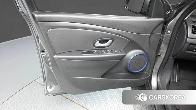 Renault Korea (Samsung) SM3 Z.E. id 4855593 из Кореи 16
