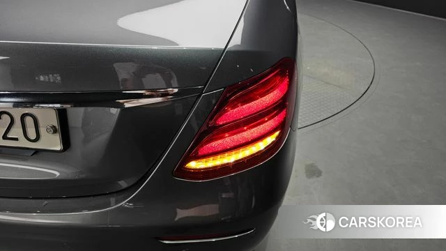 Mercedes-Benz E-Class W213 id 4625974 из Кореи 16