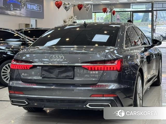 Audi A6L id 4275828 из Китая 16