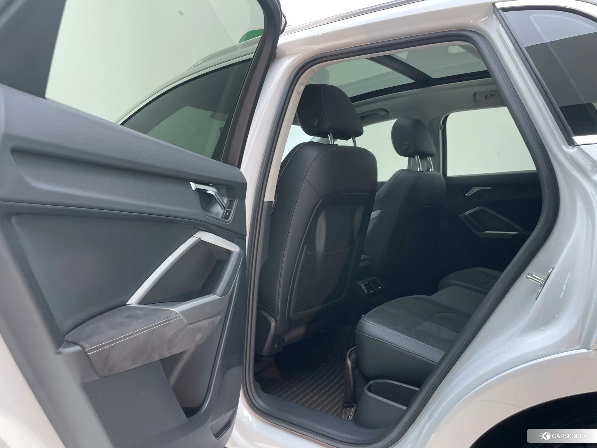 Audi Q3 id 4510858 из Китая 16