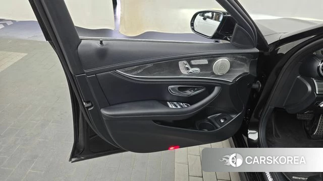 Mercedes-Benz E-Class W213 id 4423519 из Кореи 16
