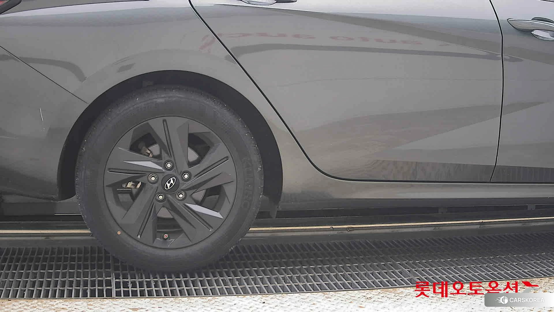 Hyundai Avante id 4902394 из Кореи 16