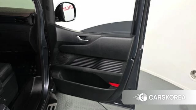 Hyundai Staria id 4635808 из Кореи 16