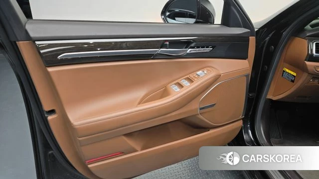 Genesis G90 id 4269188 из Кореи 16