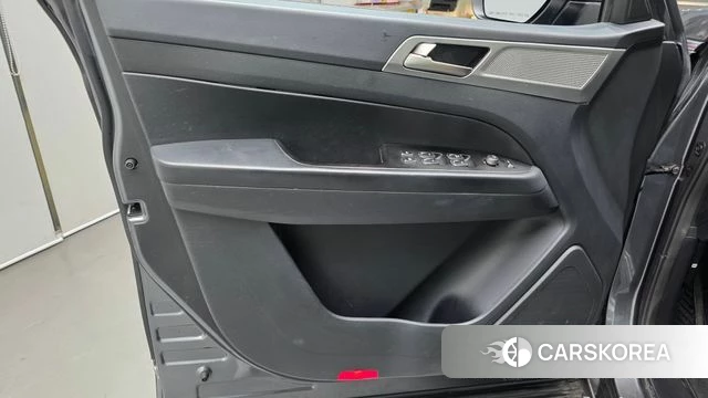 Ssangyong Rexton Sports id 4662677 из Кореи 16