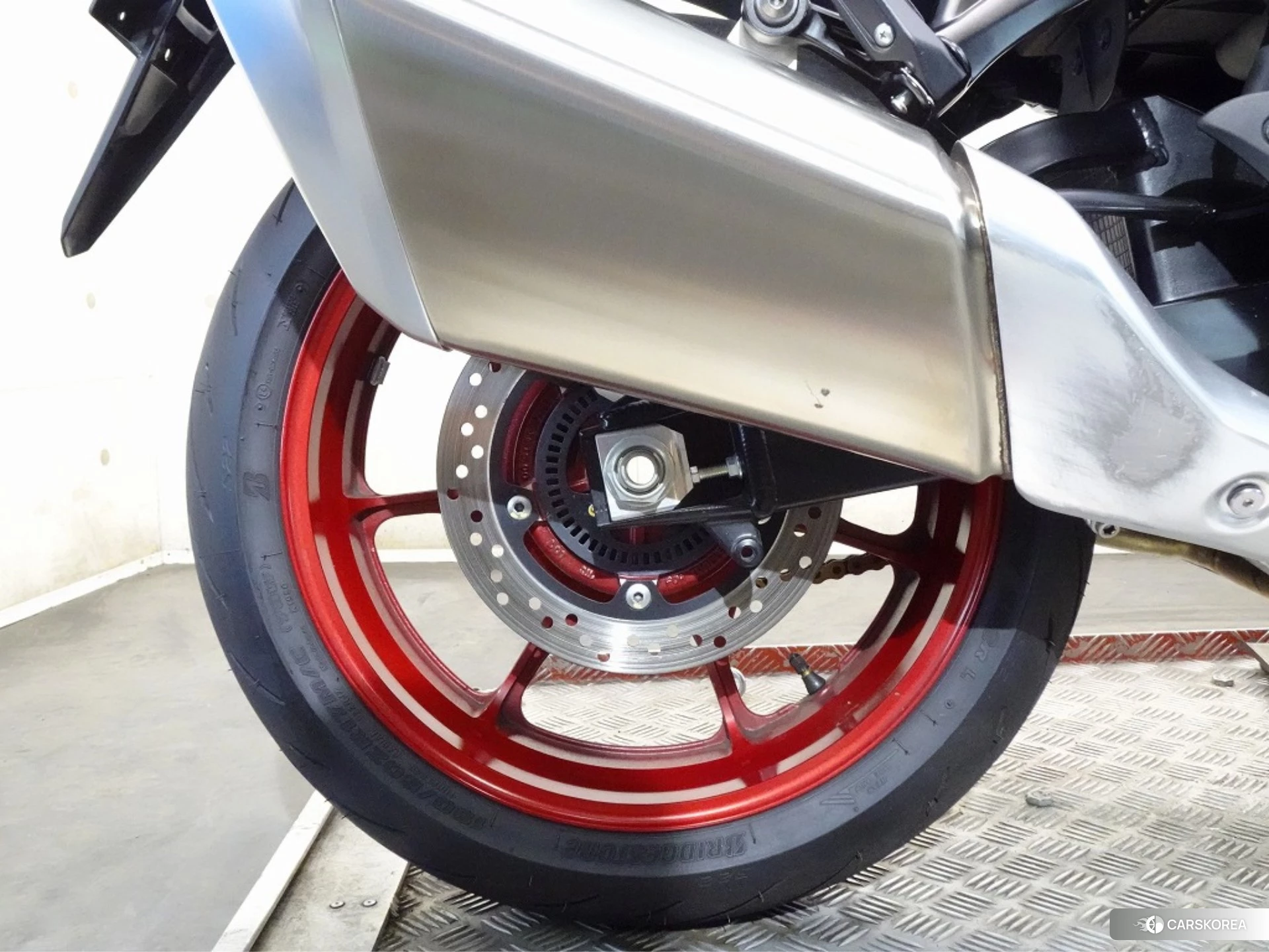 Suzuki GSX1300R HAYABUSA id 4380126 из Японии 16