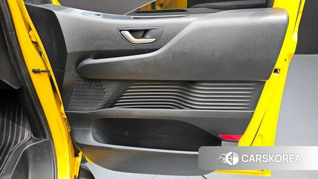 Hyundai Staria id 4561375 из Кореи 16