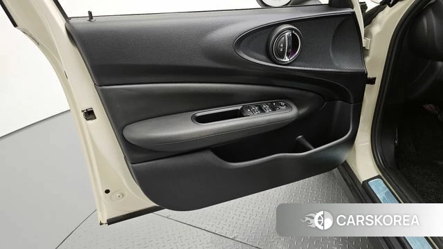Mini Cooper D Clubman id 4268607 из Кореи 16