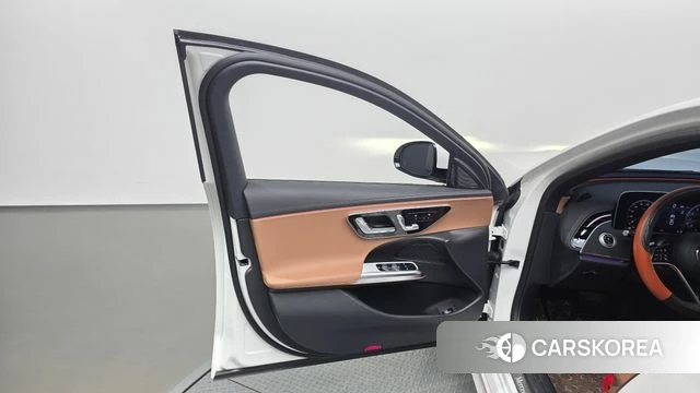 Mercedes-Benz E-Class W214 id 4640026 из Кореи 16