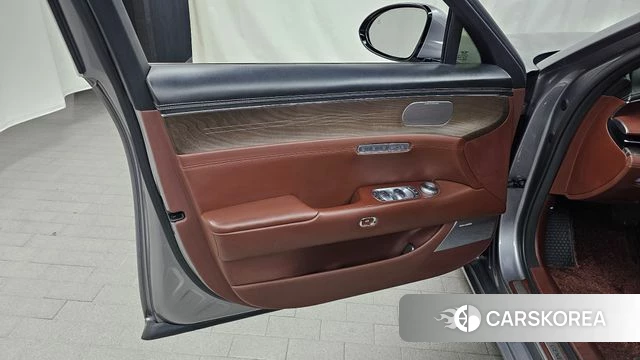 Genesis G90 (RS4) id 4267193 из Кореи 16