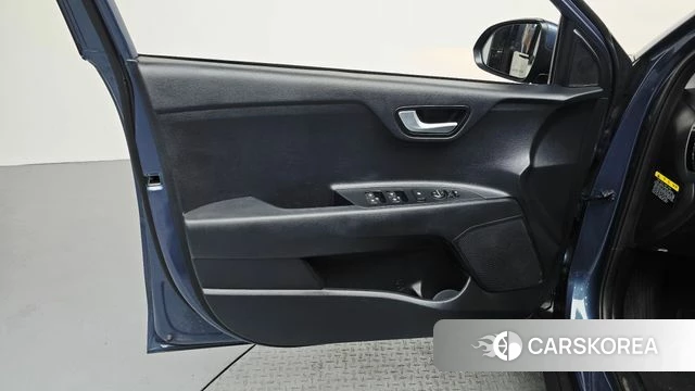 Kia Stonic id 4663070 из Кореи 16