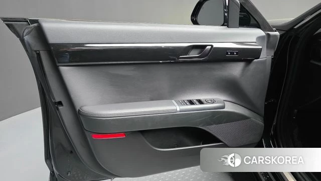 Hyundai Grandeur Hybrid (GN7) id 4281446 из Кореи 16