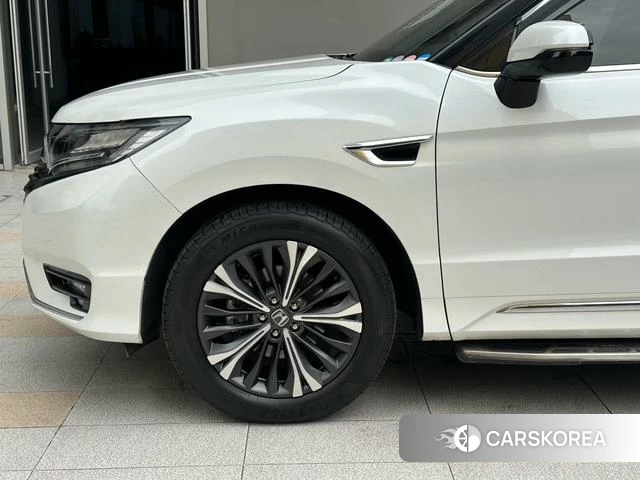 Honda UR-V id 4301815 из Китая 16