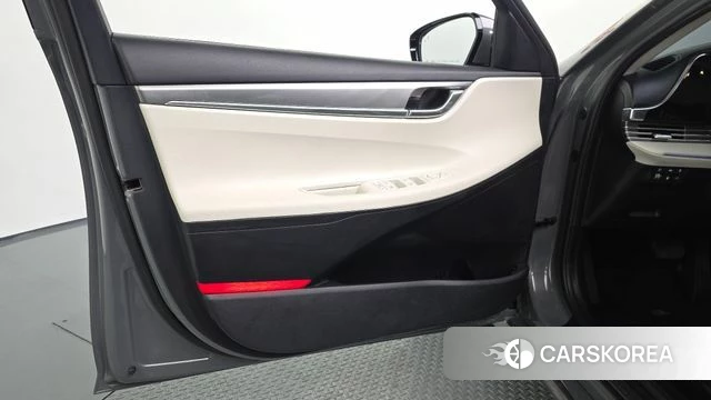 Hyundai The New Grandeur IG Hybrid id 4244489 из Кореи 16