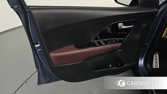 Kia The New Niro id 4900316 из Кореи 16