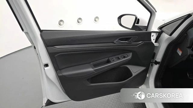 Volkswagen Golf 8th Generation id 4879840 из Кореи 16