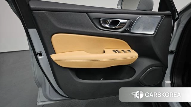 Volvo V60 Cross-Country 2nd Generation id 4381400 из Кореи 16