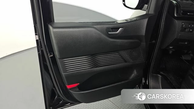 Hyundai Staria id 4898295 из Кореи 16