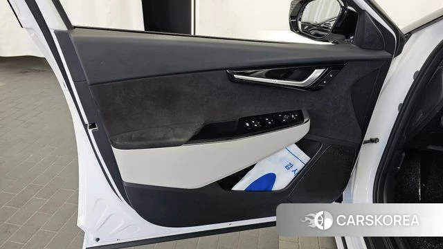 Kia EV6 id 4898811 из Кореи 16