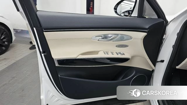 Genesis GV70 id 4495741 из Кореи 16