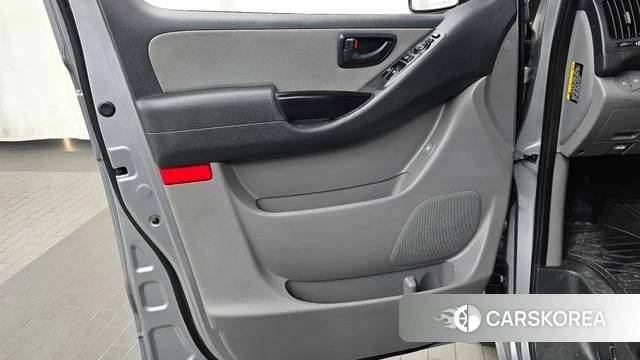 Hyundai The New Grand Starex id 4496165 из Кореи 16