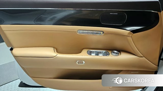 Genesis G90 (RS4) id 4389107 из Кореи 16