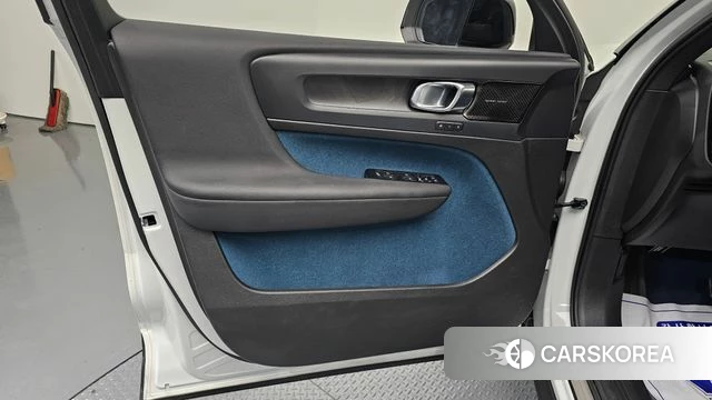 Volvo C40 Richards id 4231356 из Кореи 16