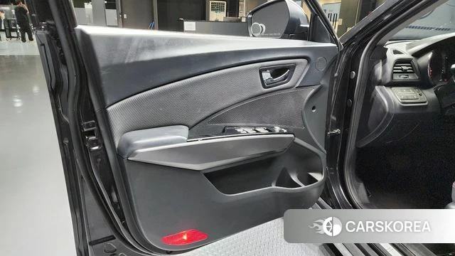 Ssangyong Tivoli Air id 4372124 из Кореи 16
