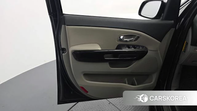 Kia The New Carnival id 4637689 из Кореи 16