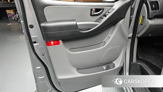 Hyundai The New Grand Starex id 4483149 из Кореи 16