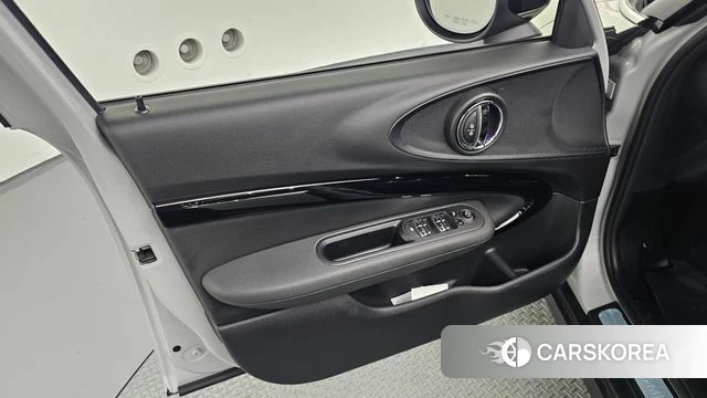 Mini Cooper Clubman id 4594210 из Кореи 16