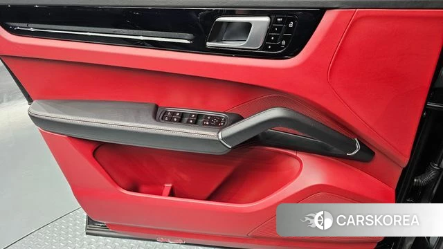 Porsche Cayenne (PO536) id 4702379 из Кореи 16