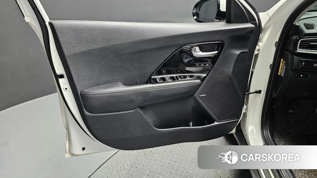 Kia Niro id 4251328 из Кореи 16