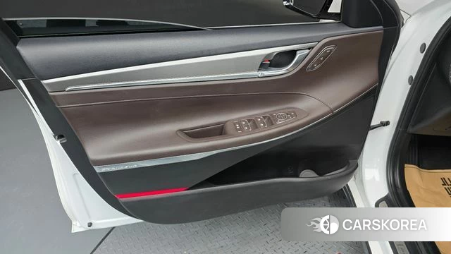 Hyundai The New Grandeur IG Hybrid id 4423875 из Кореи 16