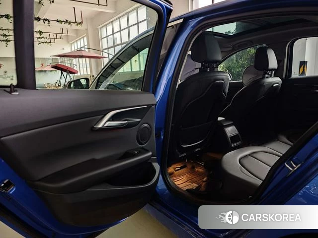 BMW 1 series id 4240305 из Китая 16