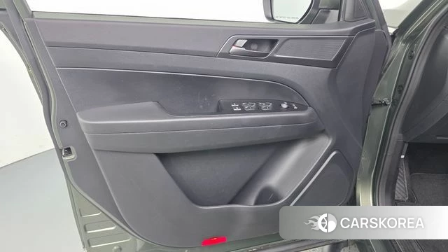 Ssangyong The New Rexton Sports Cannes id 4623933 из Кореи 16