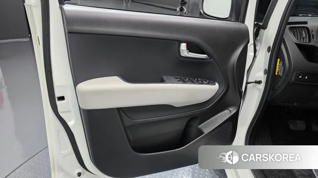 Kia The New Kia Ray EV id 4474537 из Кореи 16