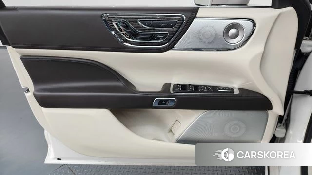 Lincoln Continental 10th Generation id 4490914 из Кореи 16