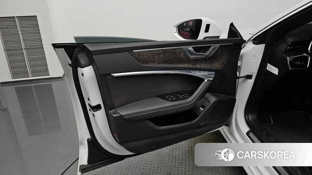 Audi A7 (4K) id 4530214 из Кореи 16