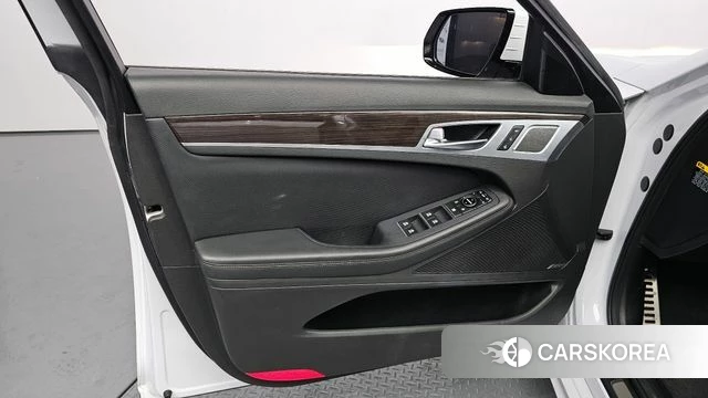 Genesis G80 id 4384982 из Кореи 16